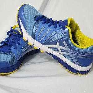 asics trainers size 2